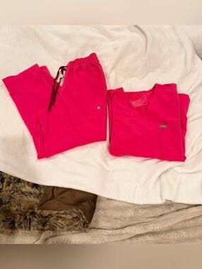 Figs Women's Hot Pink Scrub Top and Drawstring Pants